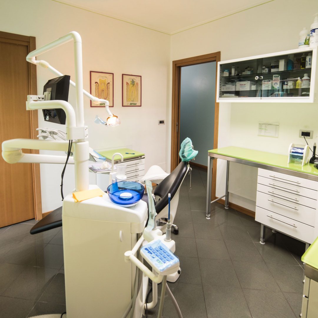 odontoiatra a Moncalieri e Poirino